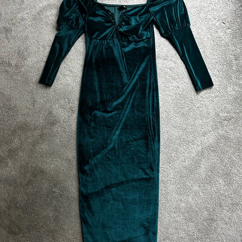 Boohoo Teal Long Sleeve Velvet Dress